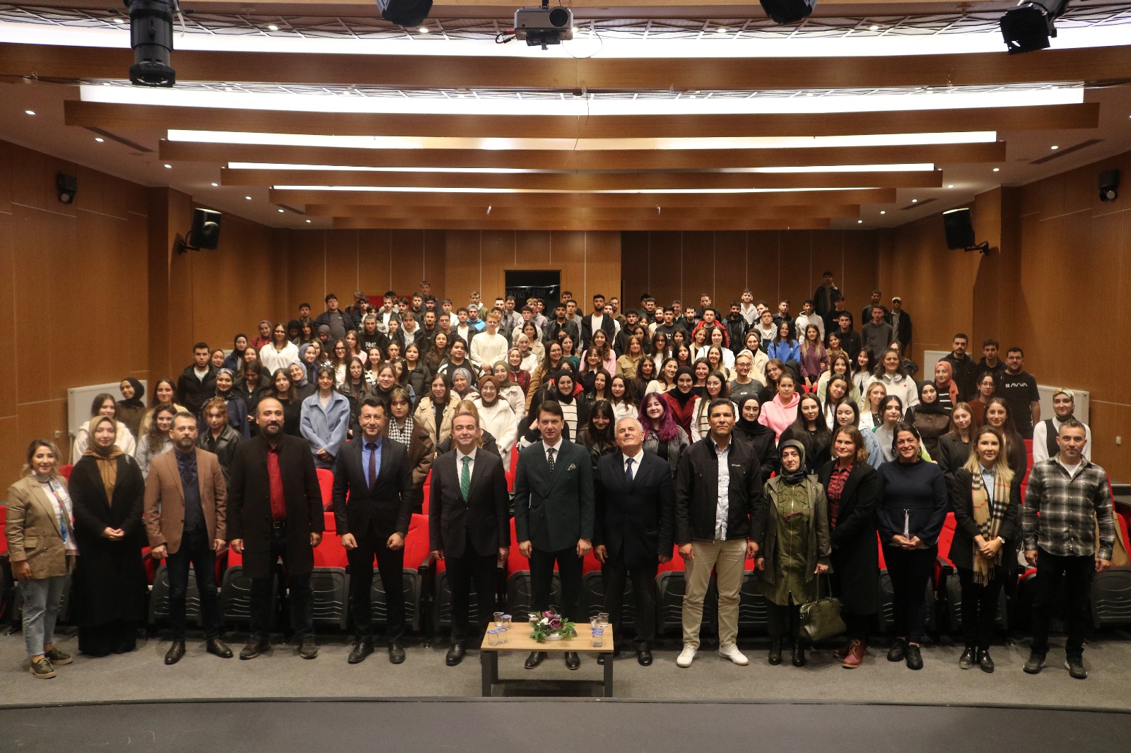  WhatsApp Görsel 2025-10-24 saat 16.14.12_d26a4c2c